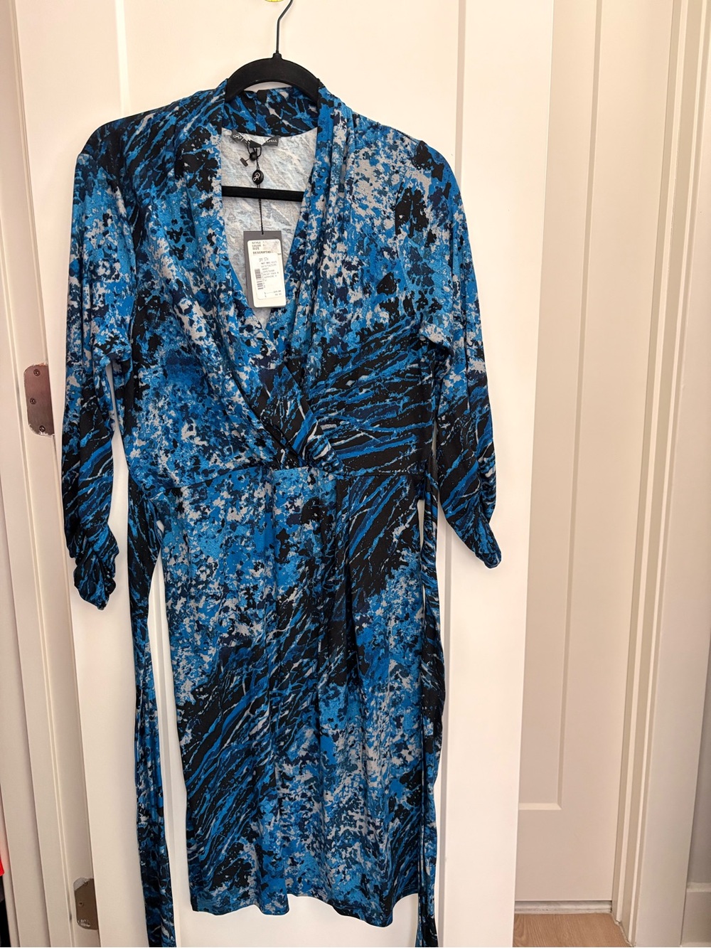 Adrianna Papell Blue and Black Marble-Print Long Sleeve Wrap Dress